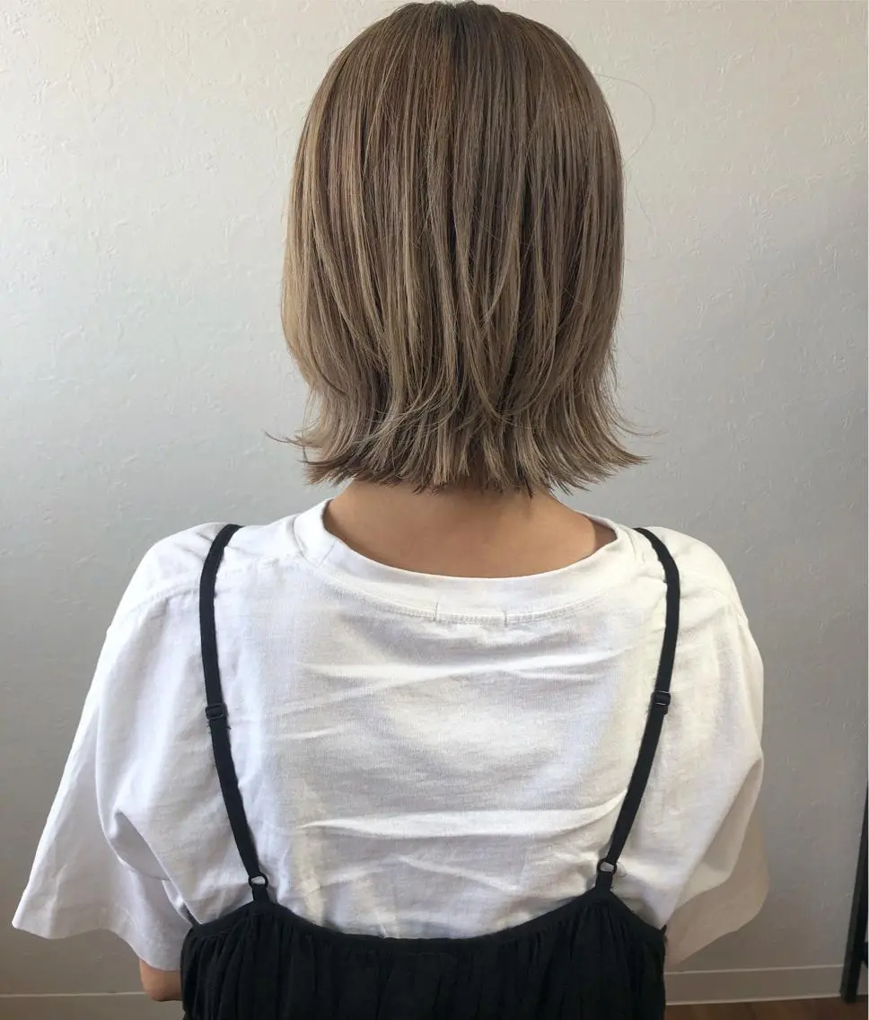 ミディアム 遠藤 和美のヘアスタイル