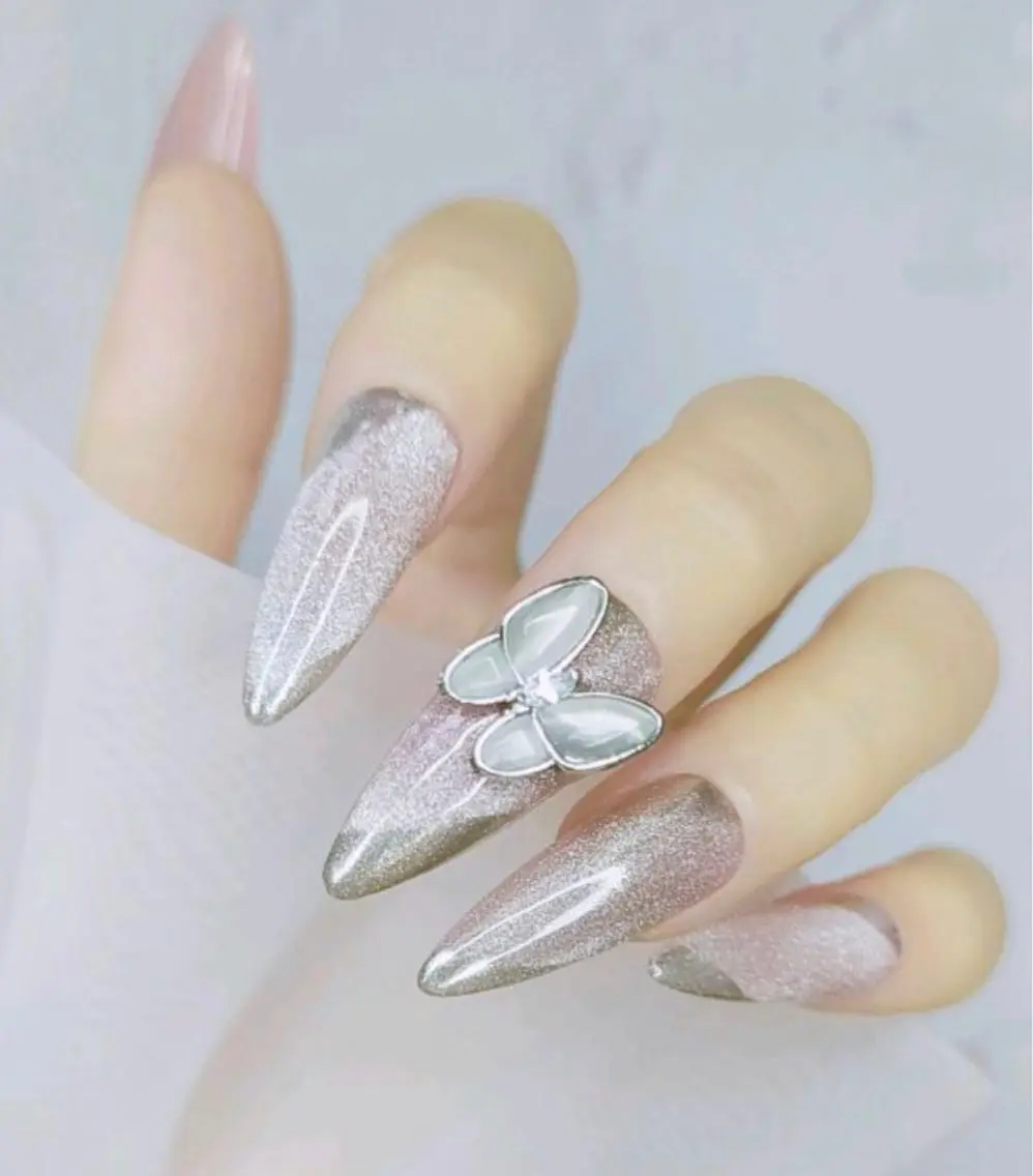 ネイル ハンドネイル ハンドケア ✨Serenity Nail salonのネイルデザイン