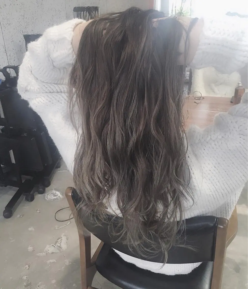 ロング アッシュ ハイライト 遠藤 和美のヘアスタイル