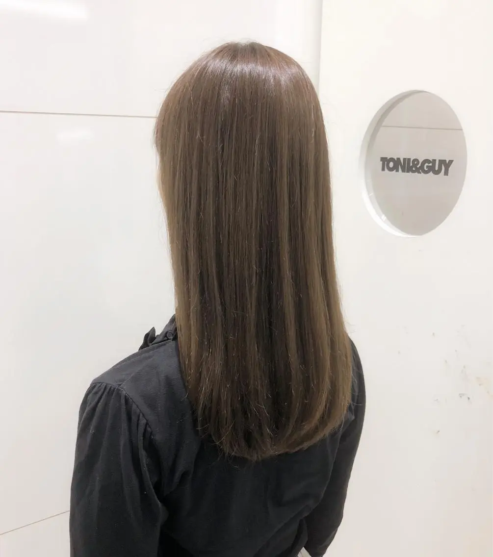 ロング パーマ 趙 英来のヘアスタイル