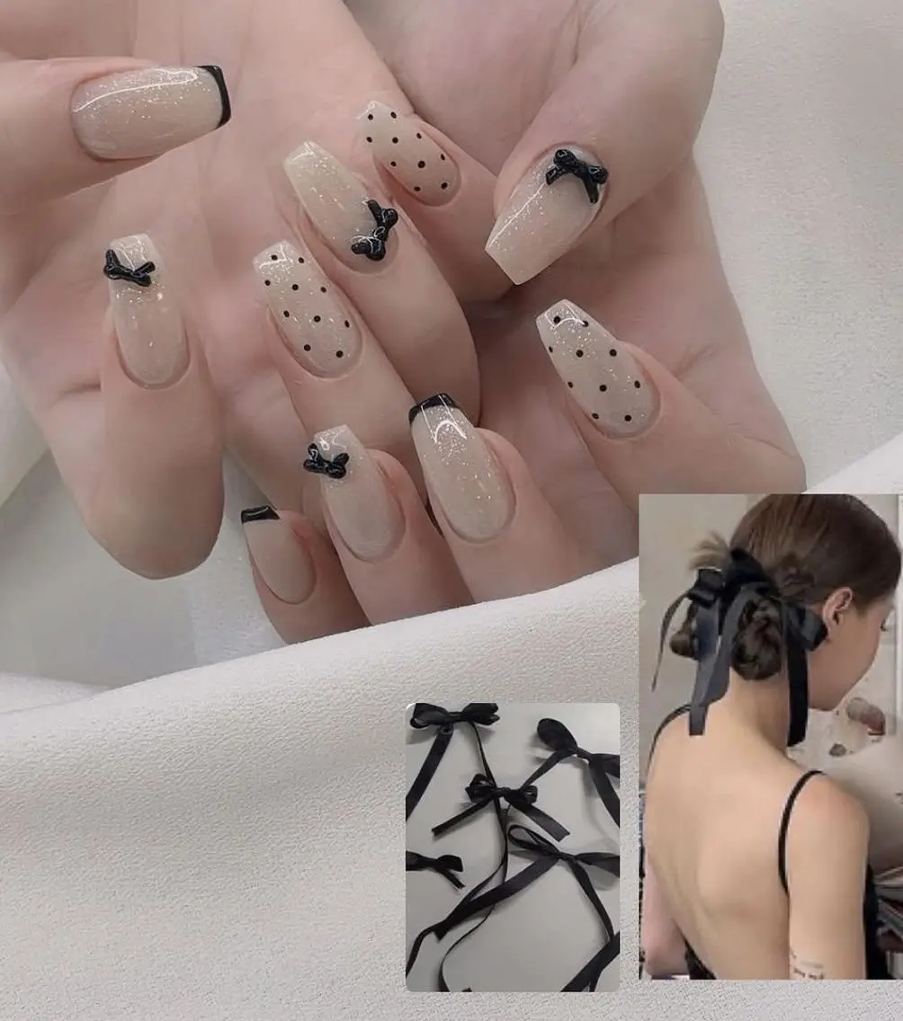 ネイル アートネイル オーロラネイル フレンチネイル ジェルネイル ガラスフレンチ JISOO ANA.CHUOのネイルデザイン