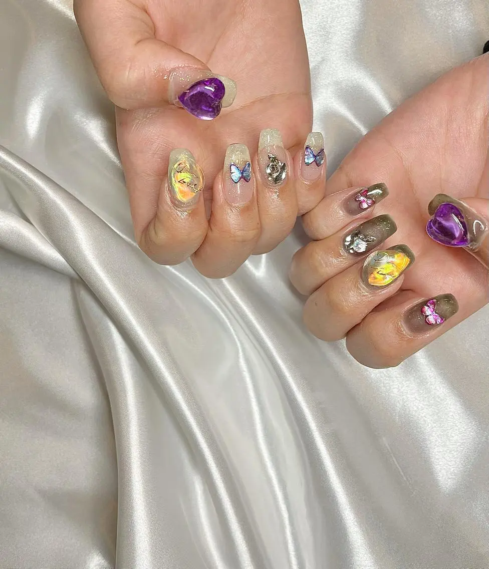 セミロング カラー パーマ ヘアアレンジ メンズ キッズ ネイル マツエク・マツパ 氷ネイル・うるうるネイル el. by Aoのネイルデザイン
