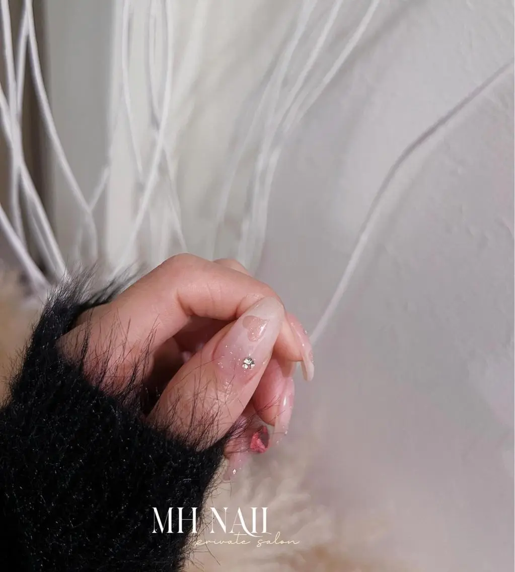 ネイル ハンドネイル MH Nailのネイルデザイン