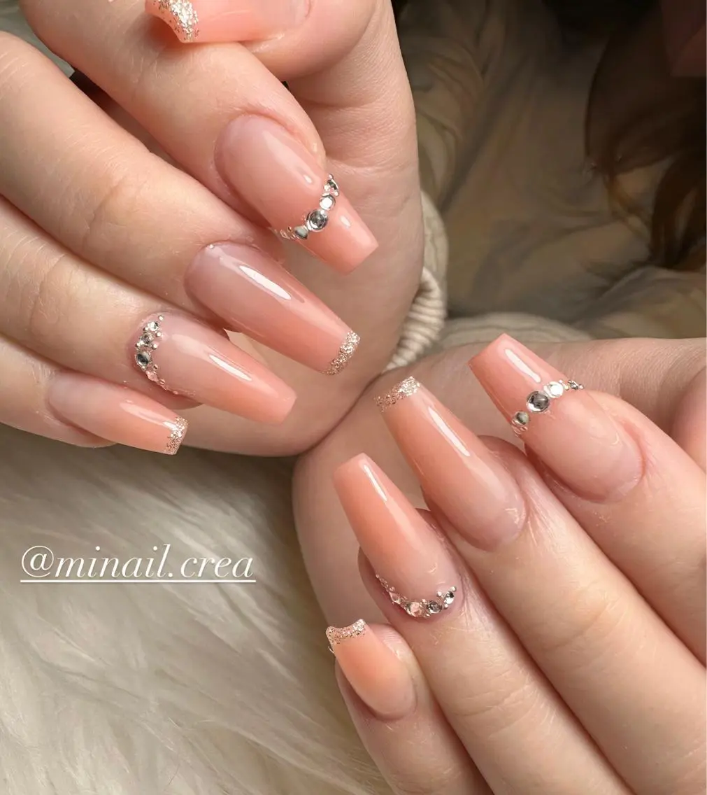ネイル ロングネイル スカルプネイル シンプルネイル ハンドネイル CReA nailのネイルデザイン