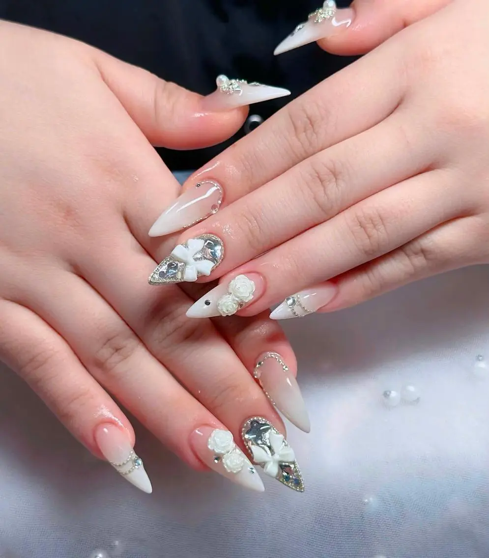 ネイル フレンチネイル ジェルネイル ハロウィン 韓国ネイル マグネットネイル ハンドネイル Hbaby nailのネイルデザイン