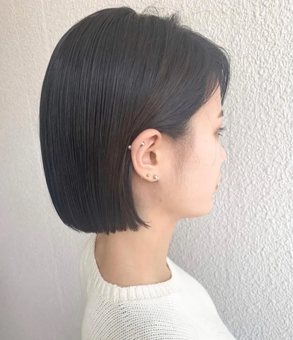 ショート ボブ 【ioe岡本】🐶 向井歩のヘアスタイル