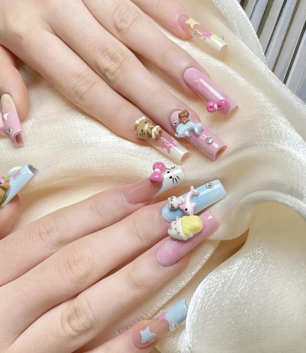 ネイル ハンドネイル 🎀 NaNa_nailのネイルデザイン