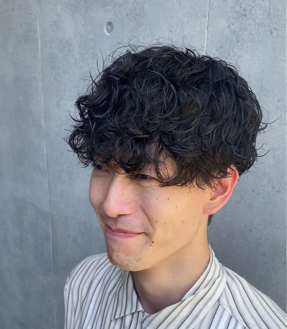 ショート カラー 似合わせパーマ 渡辺尚暉のヘアスタイル