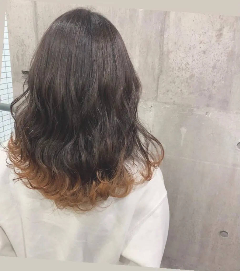 ロング カラー KANA 駐車場ありお子様歓迎のマツエク・マツパデザイン