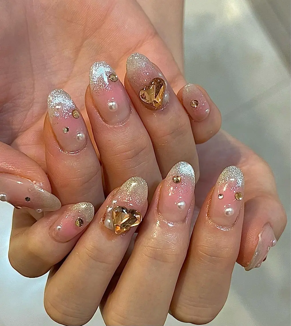 ネイル チークネイル ガーリー ハート 韓国ネイル ロングネイル Para Sol nail Maoのネイルデザイン