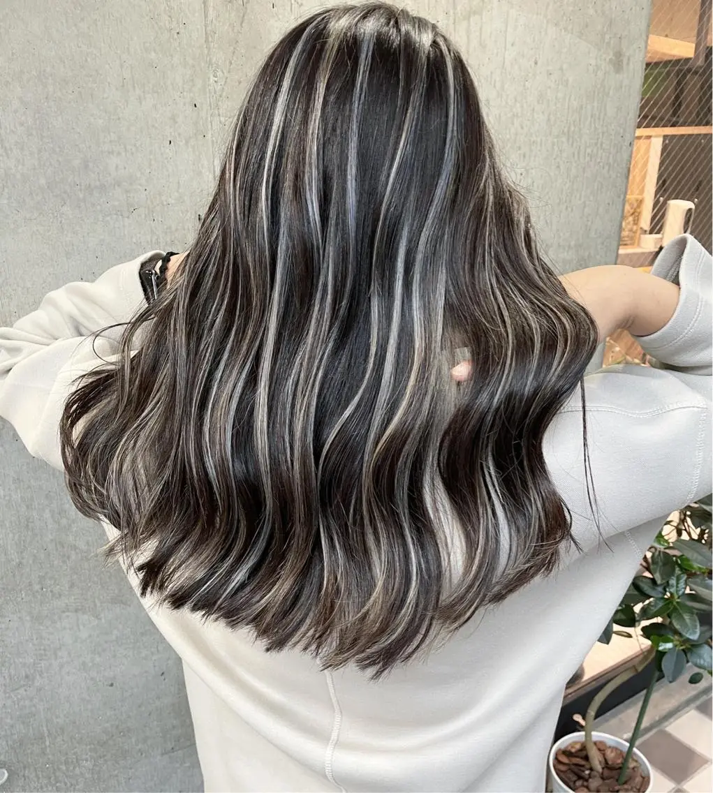 ロング カラー ヘアカラー タナカ タクヤのヘアスタイル