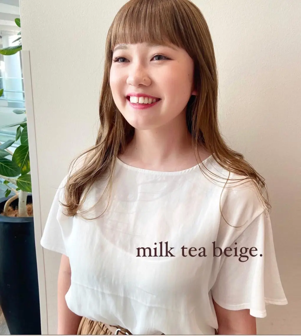 ロング カラー ベージュカラー ダブルカラー オン眉 木下 奈々のヘアスタイル