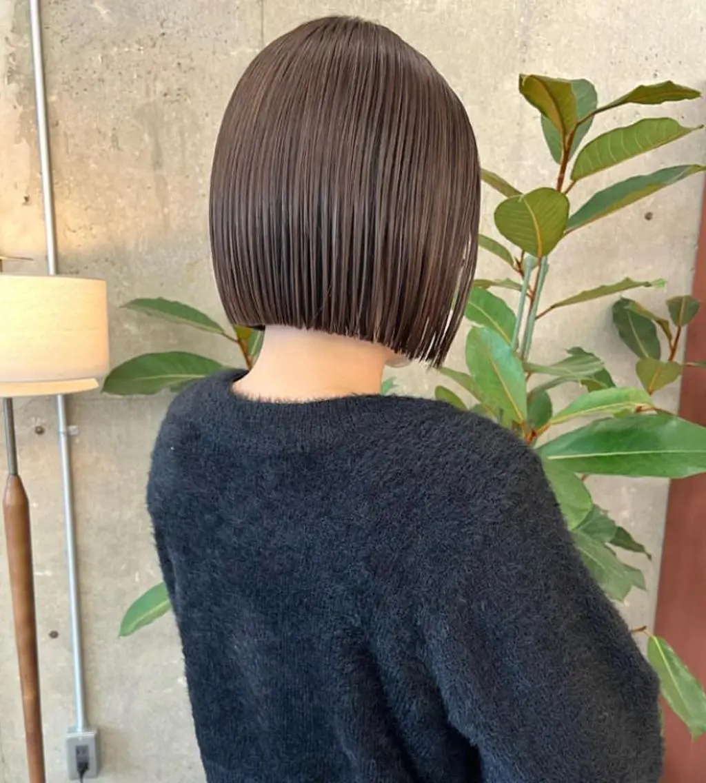 ショート カラー ヘアアレンジ ベージュカラー ブリーチ ミルクティーベージュ MIKU★デザイン/ 透明感カラー/ボブのヘアスタイル