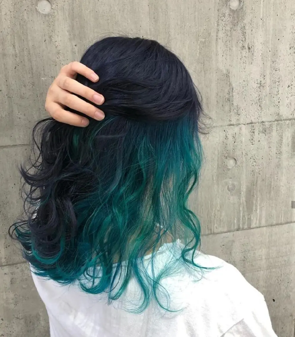 ミディアム 山下 翔のヘアスタイル