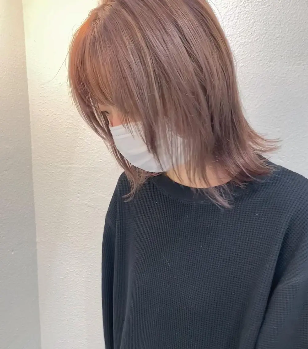 ミディアム カラー ベージュカラー ブリーチ ハイライトカラー ピンクカラー パープルカラー ヘアカラー お洒落ベージュ🤎 代官山shibukiのヘアスタイル
