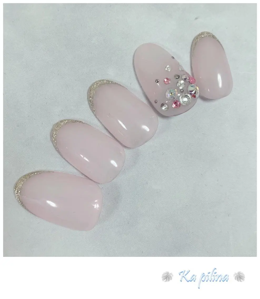 ネイル フレンチネイル ラメ(グリッター) オフィスネイル ピンク Nail salon Ka pilinaのネイルデザイン