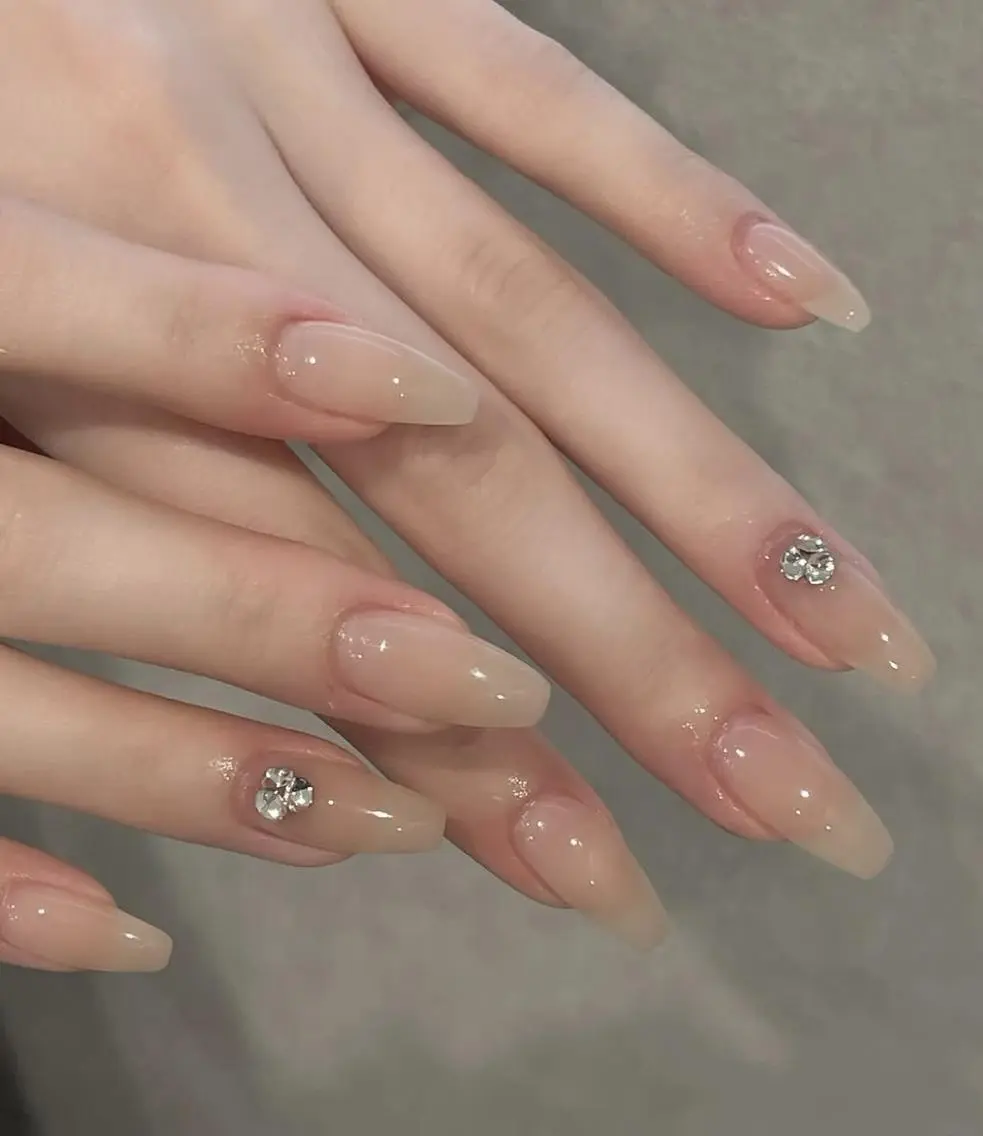 ネイル ハンドネイル KIRA Nailsのネイルデザイン