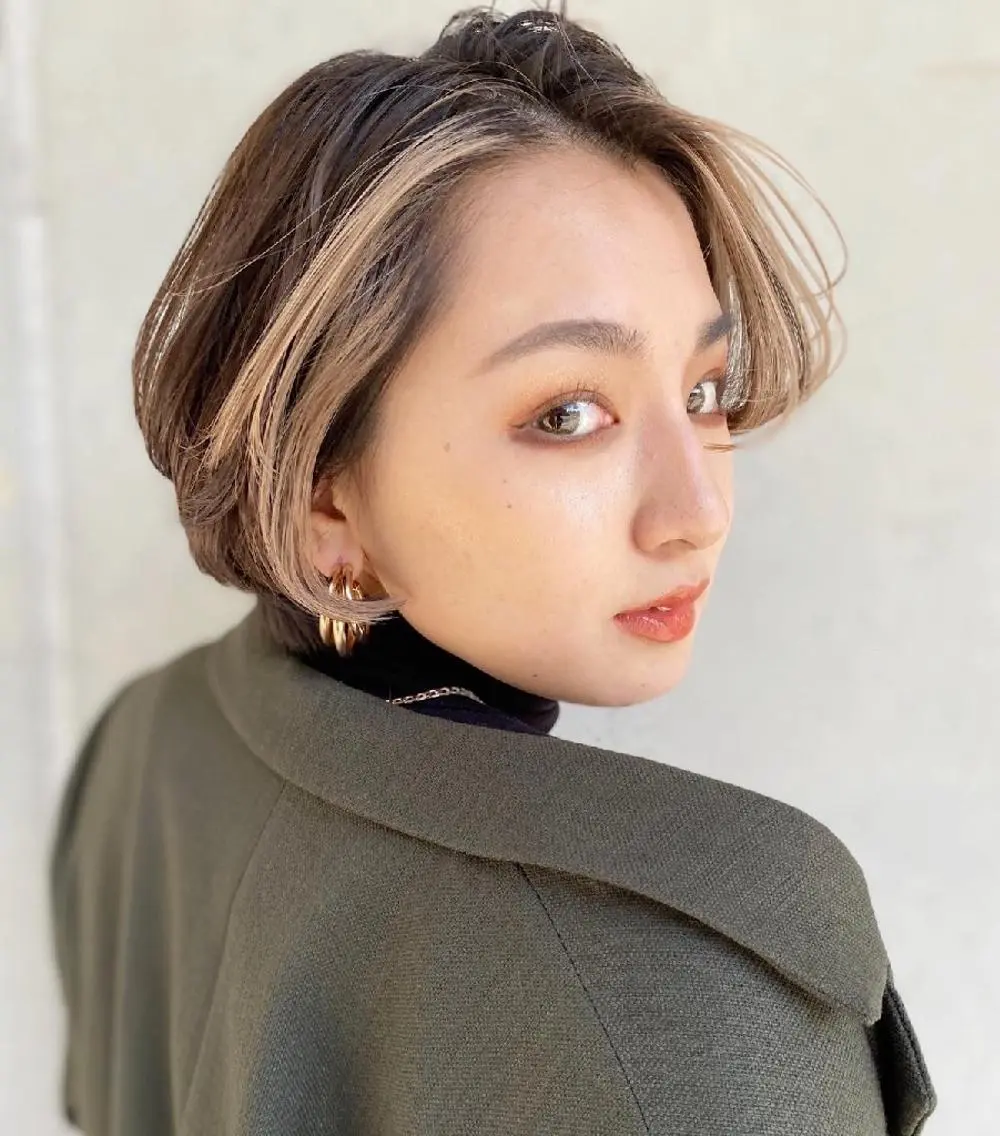 ショート カラー ヘアアレンジ 透明感/レイヤー 🇰🇷tomonaのヘアスタイル