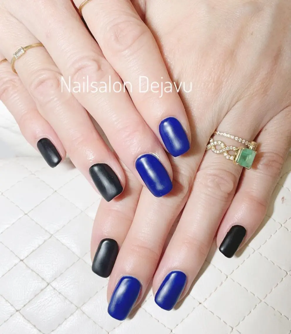 ネイル アートネイル ジェルネイル マットネイル ネイビー ワンカラーネイル ハンドネイル Nail salon Dejavu 🌿のネイルデザイン
