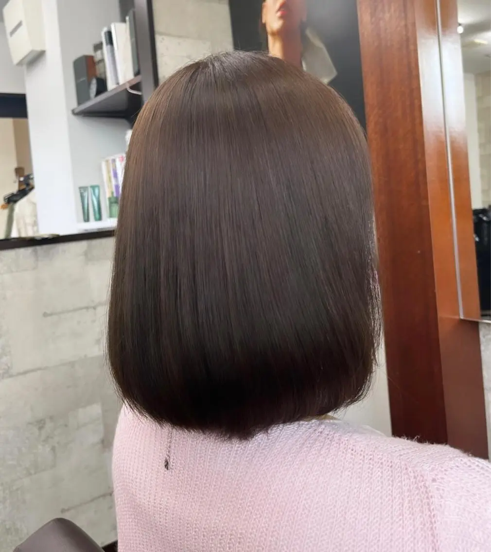 カラー ブラウンカラー アトリエファゴ Noaのヘアスタイル