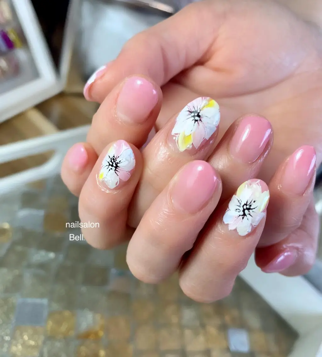 ネイル ハンドネイル Y. Reonaのネイルデザイン
