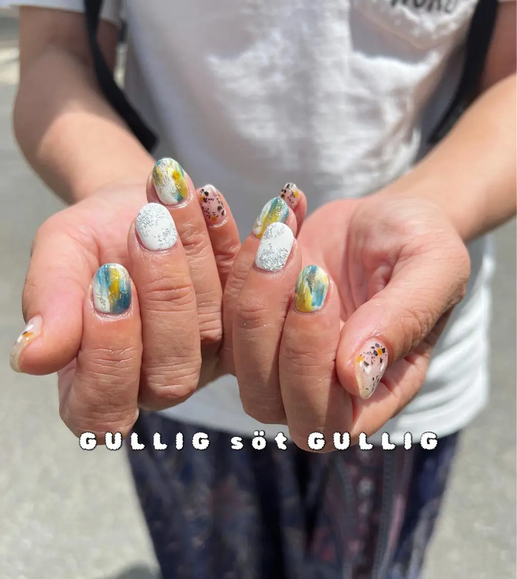 ネイル GULLIG söt GULLIGのネイルデザイン