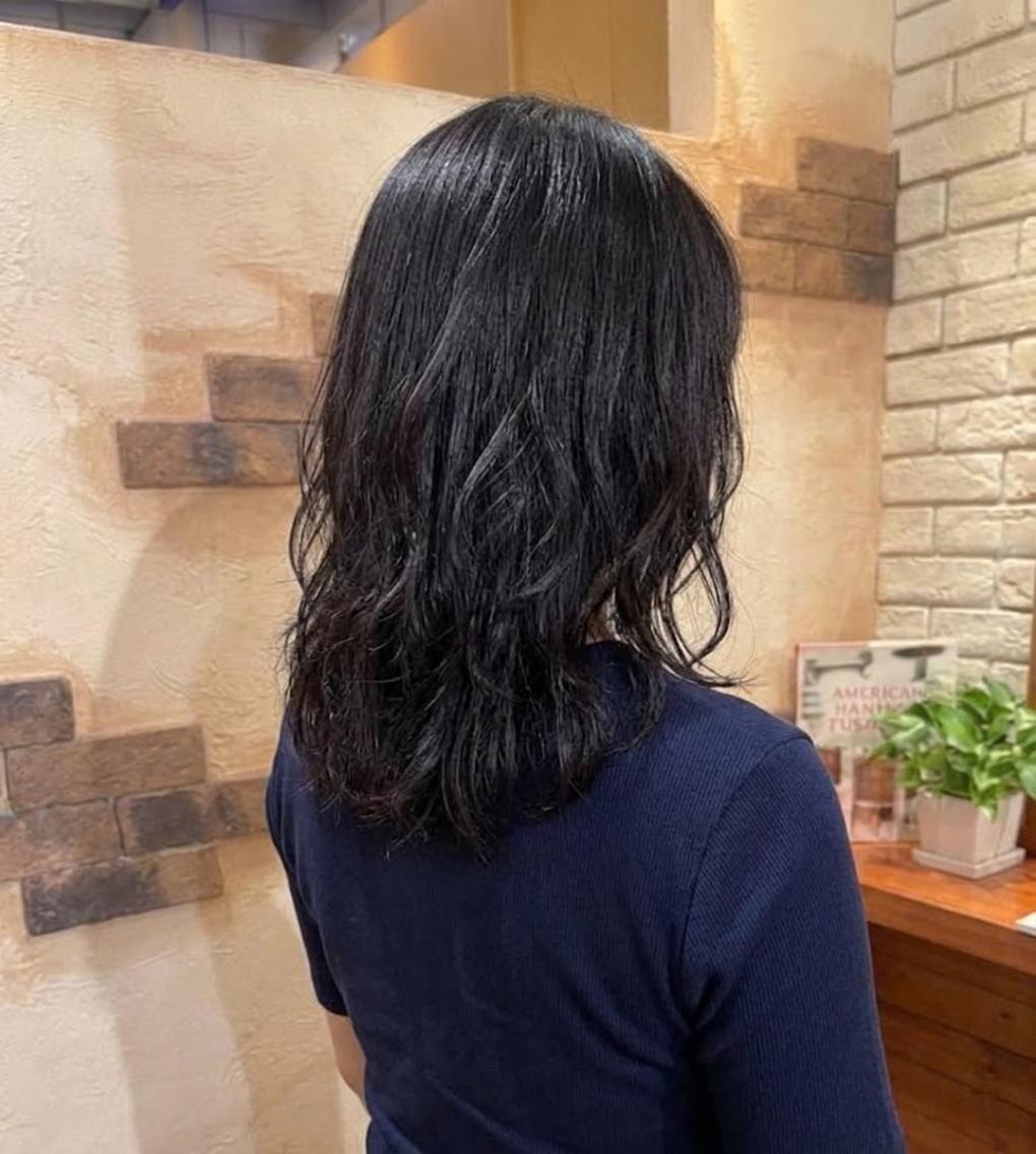 ミディアム ヨシンモリ カット ヘアカラー トリートメント ヘッドスパ flencia 丸 和博|カットのヘアスタイル