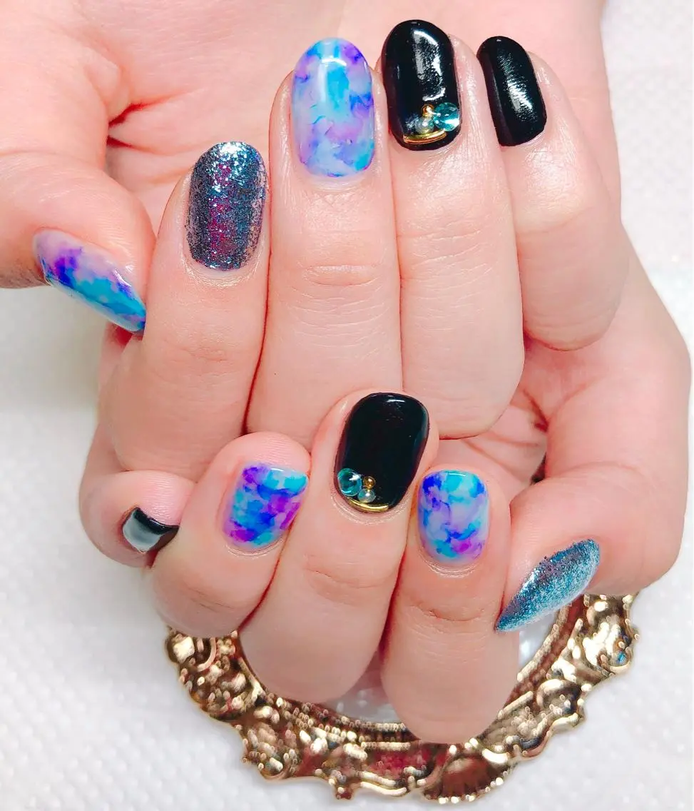 ネイル ハンドネイル CROWN プライベートサロンのネイルデザイン
