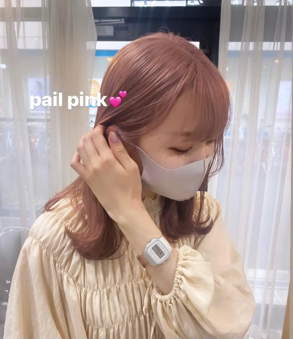 セミロング カラー パーマ ヘアアレンジ ネイル マツエク・マツパ ハイトーン/透け感 カラー🎀真香のヘアスタイル