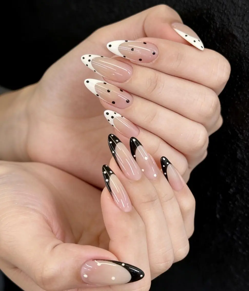ネイル メンズ メンズ韓国風 アートネイル オーロラネイル チークネイル 長さ出し ハンドネイル ハンドケア NEW NAIL💞 Ka Kaのネイルデザイン