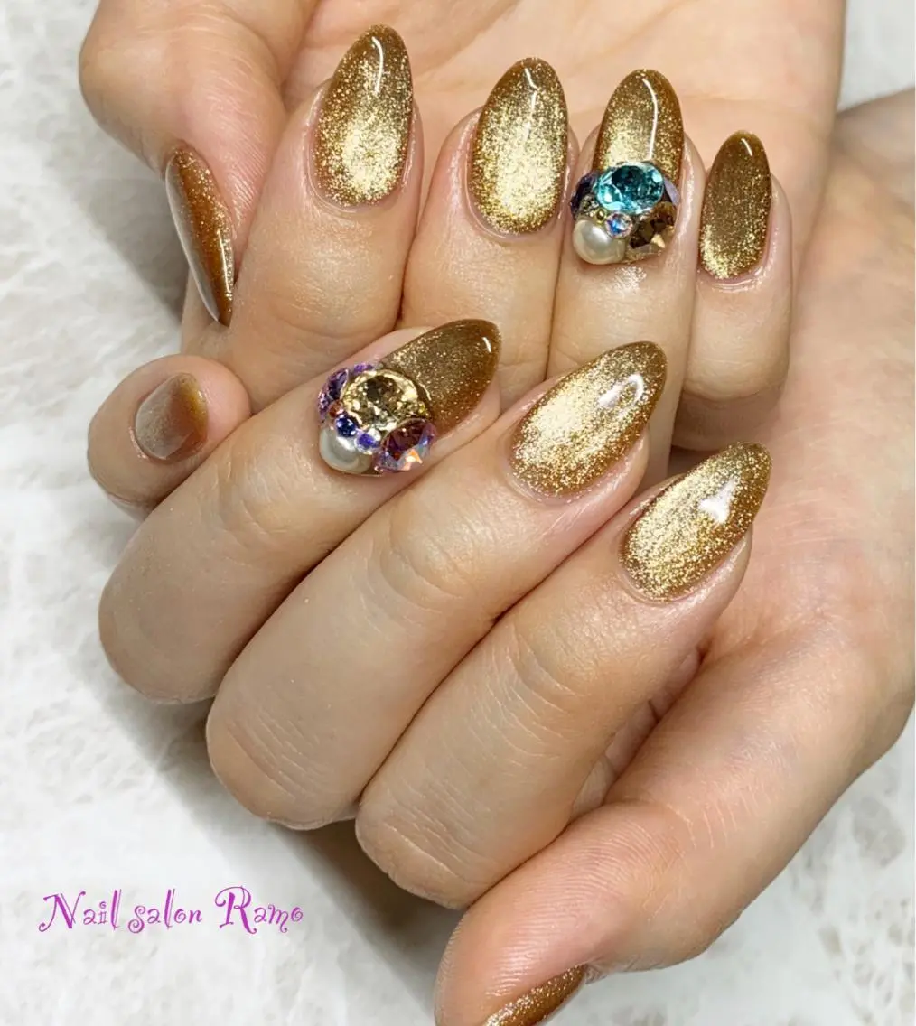ネイル アートネイル ブルー ジェルネイル ゴールド ワンカラーネイル 松田 祥子のネイルデザイン