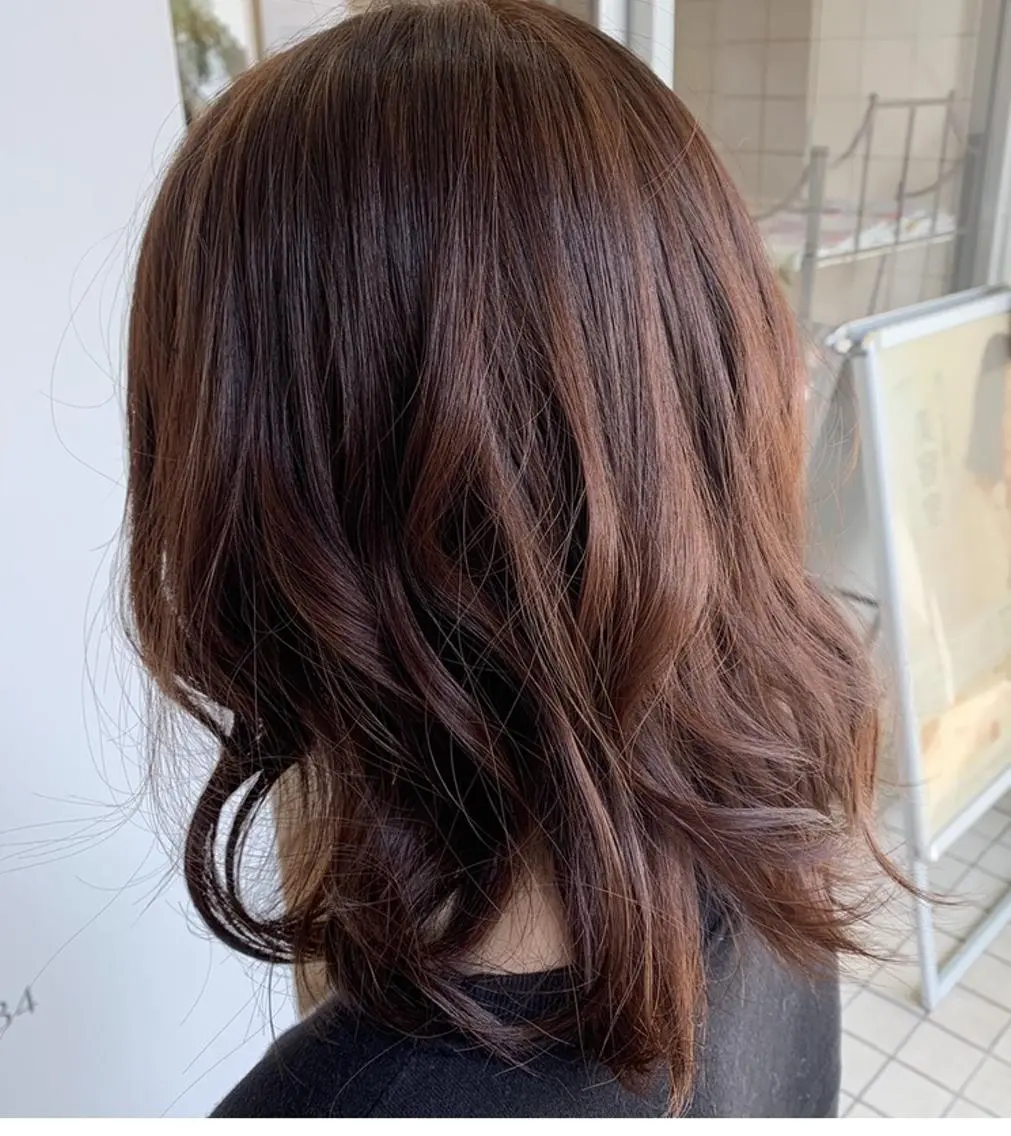 ミディアム RAPT bis ラプトビズのヘアスタイル