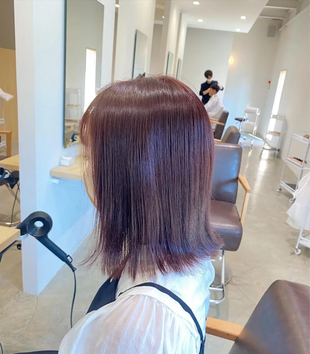 ミディアム 酸性ストレート/ブリ ーチなしWカラー河本のヘアスタイル