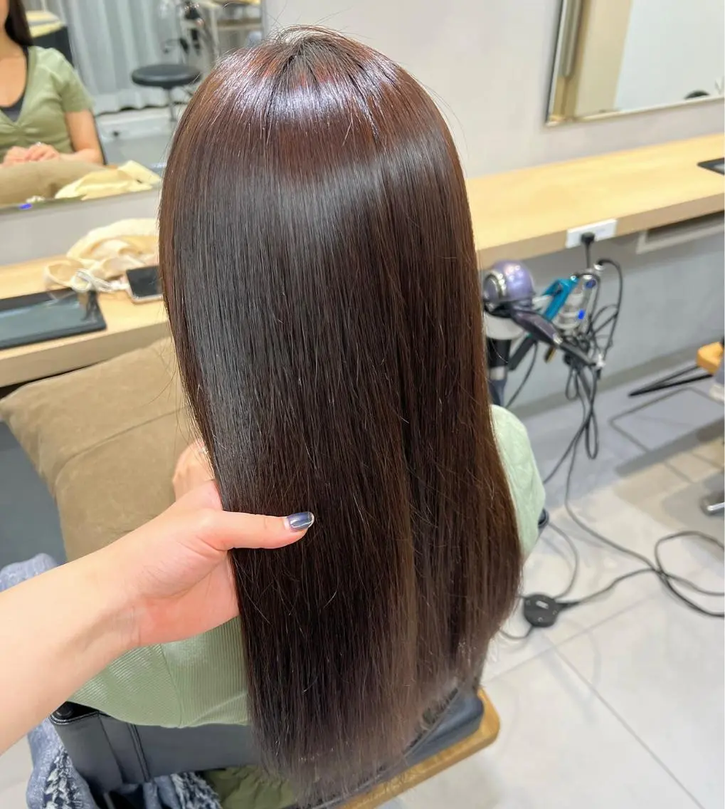 ロング 縮毛矯正 透明感カラー 🩷ྀིAYAKAのヘアスタイル