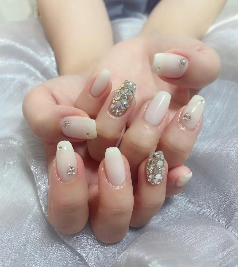 ネイル ハンドネイル ＆ME アンドミーのネイルデザイン