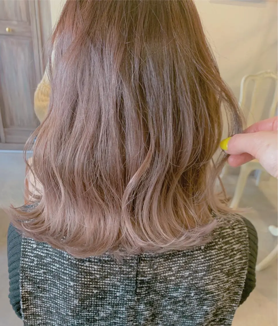 ミディアム ハイトーンカラー♡ yuのヘアスタイル