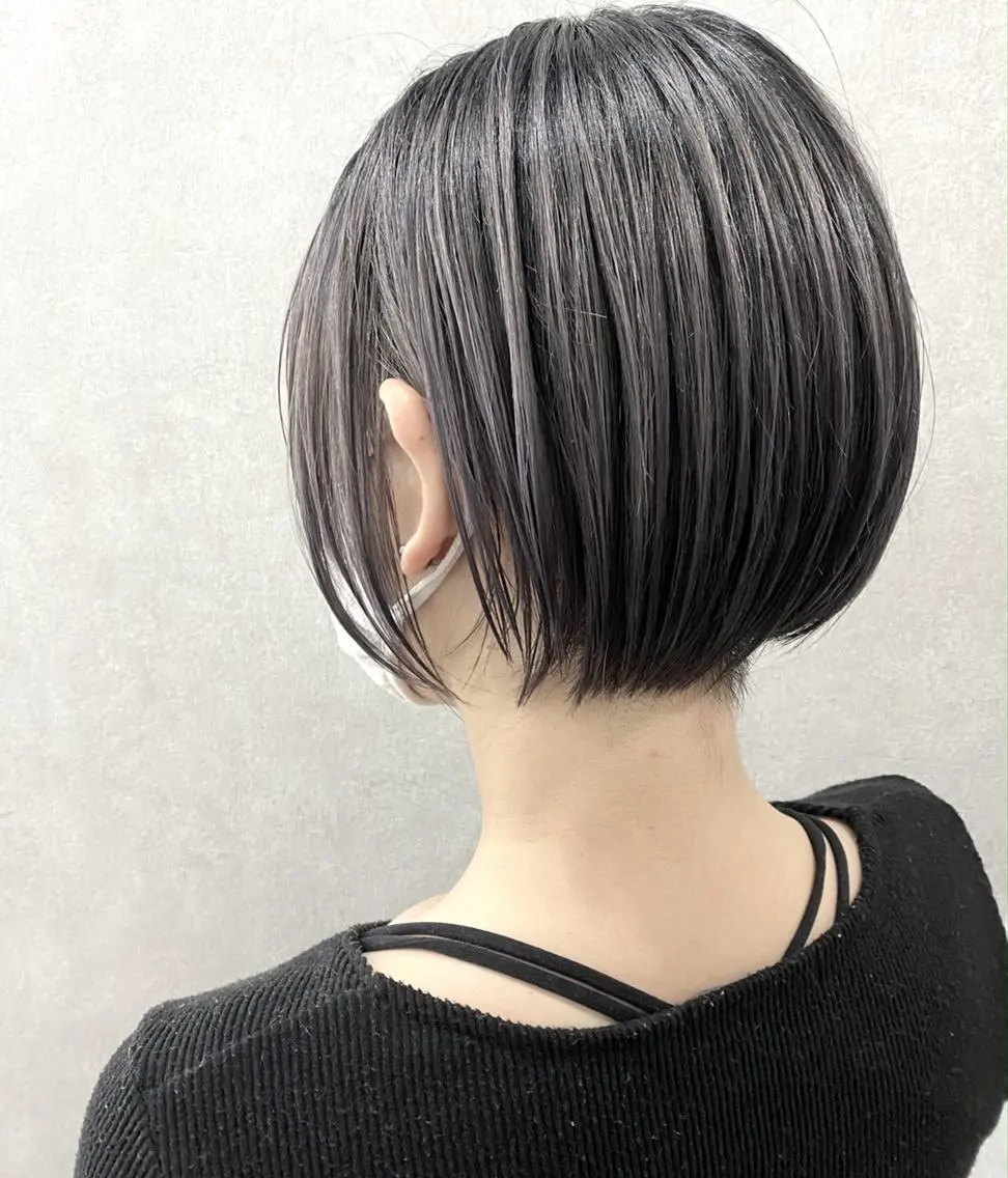ショート カラー ヘアアレンジ シール、 羽エクステのヘアスタイル