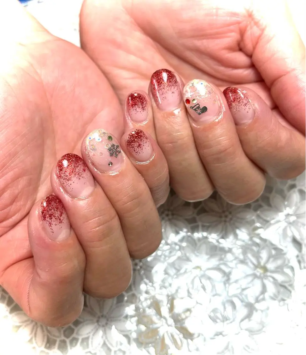 ネイル 成人式 ジェルネイル キラキラネイル 韓国ネイル オフィスネイル nails' it...のネイルデザイン