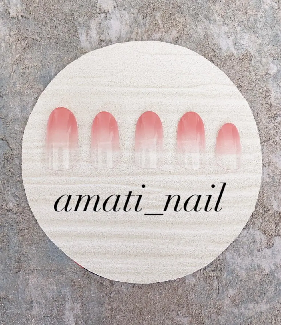 ネイル グラデーション オフィスネイル ハンドネイル amati_nail TAKAKOのネイルデザイン
