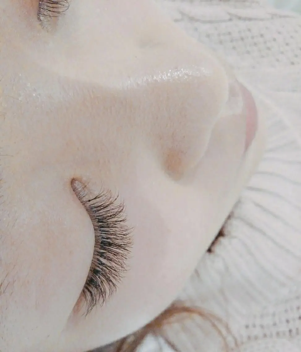 マツエク・マツパ ボリュームラッシュ eyemelash （アイミーラッシュ）のマツエク・マツパデザイン