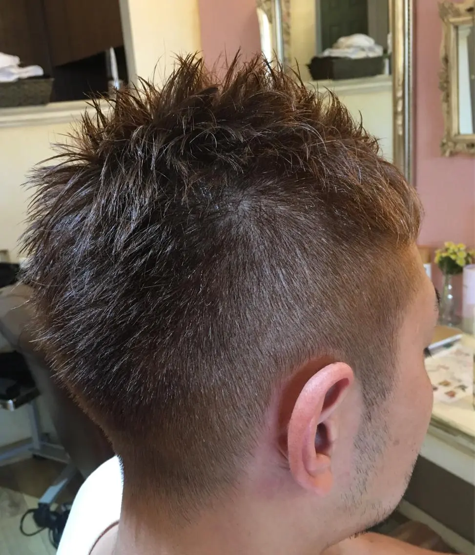 ショート メンズ plaatje 義見のヘアスタイル