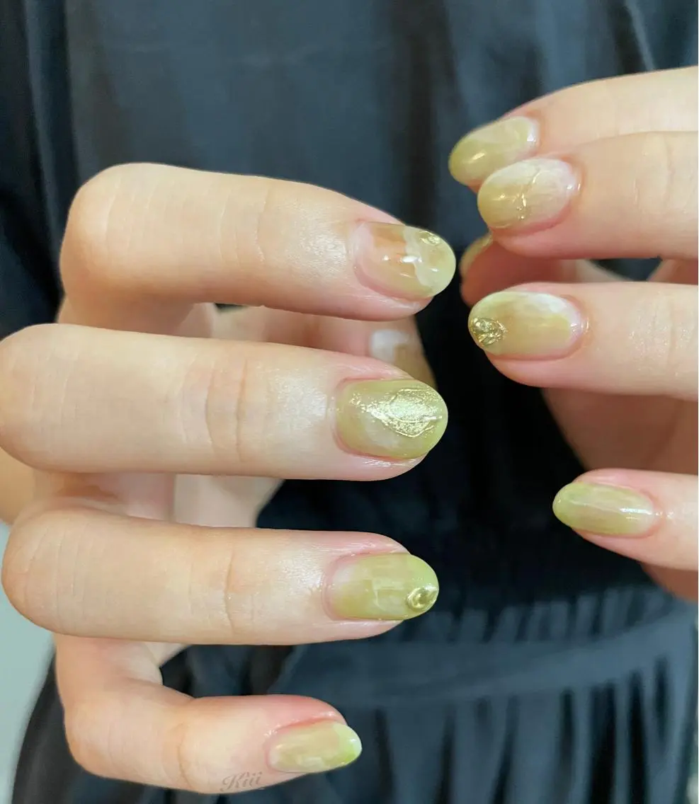 ネイル ハンドネイル フットネイル kiii.__ ✴︎*のネイルデザイン