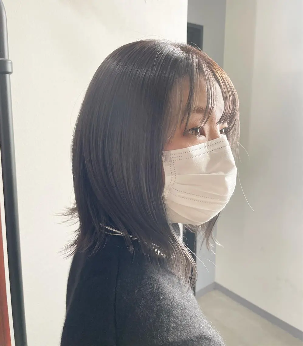 ミディアム カラー タケウチ サトミのヘアスタイル