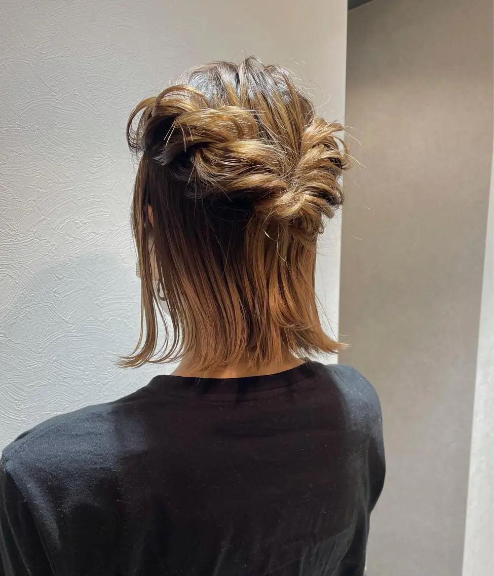 ショート ヘアアレンジ ハーフアップ 池田 歩佳のヘアスタイル