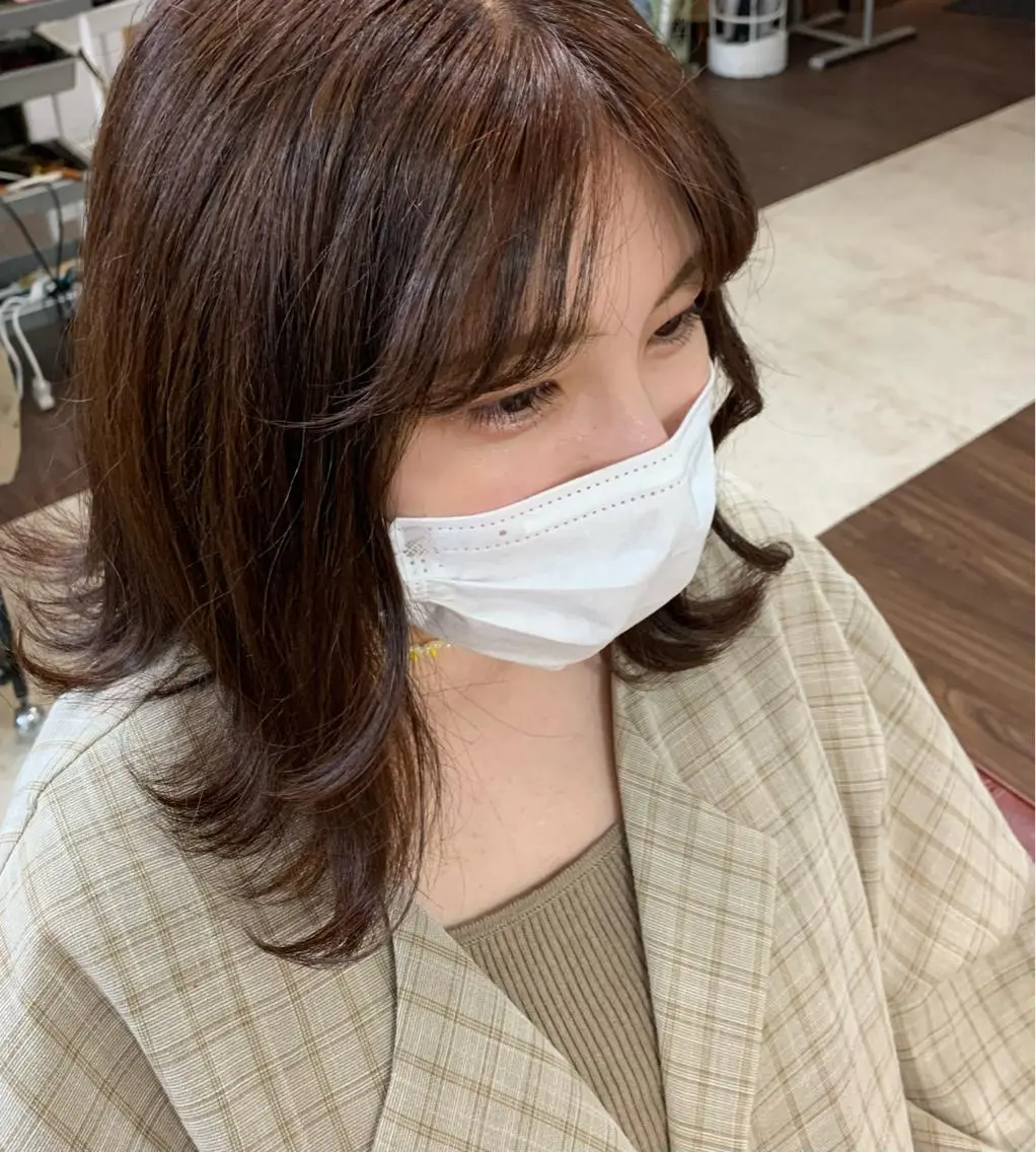 ミディアム カラー ヘアアレンジ ブラウンカラー オレンジ オレンジブラウン 韓国風ヘア ハセガワ セイカのエステ・リラクイメージ