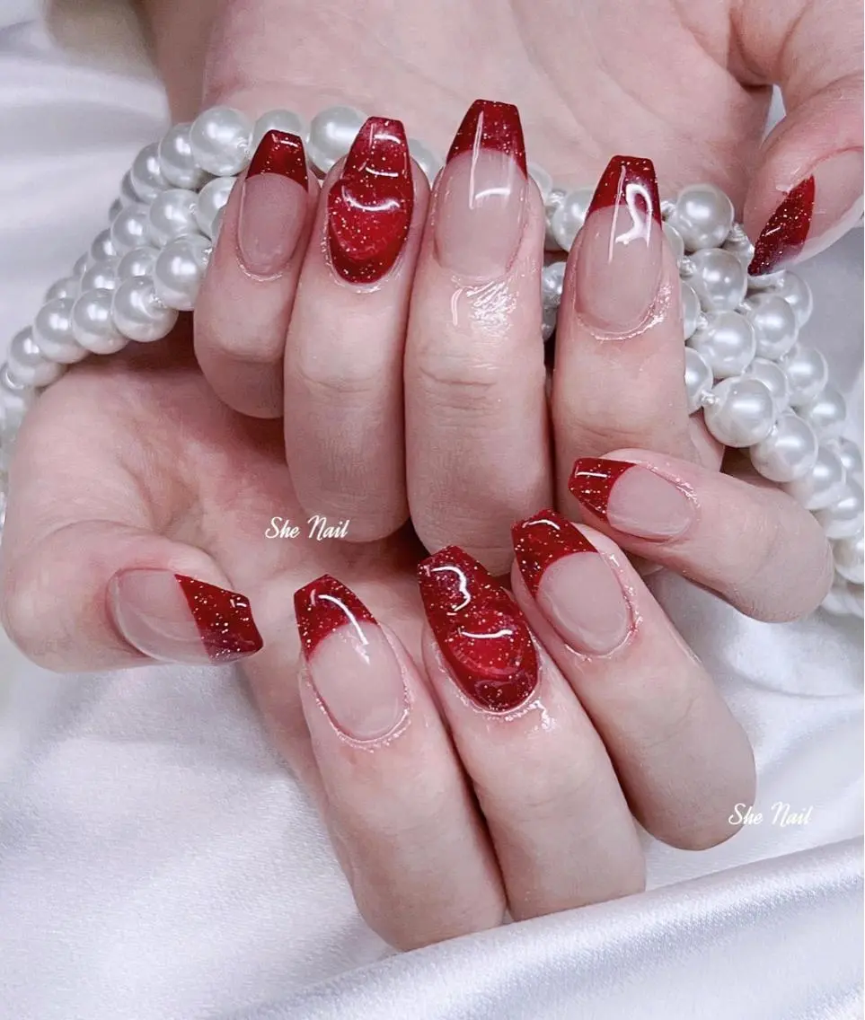 ネイル 長さ出し フレンチネイル 持ち込み 赤色 シンプルネイル ISA_ BELLAのネイルデザイン