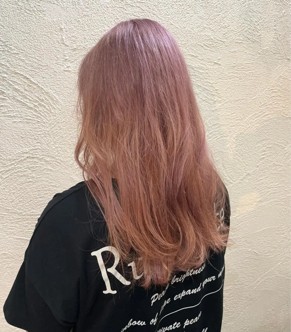 ロング カラー ピンクカラー 箱守 さやかのヘアスタイル
