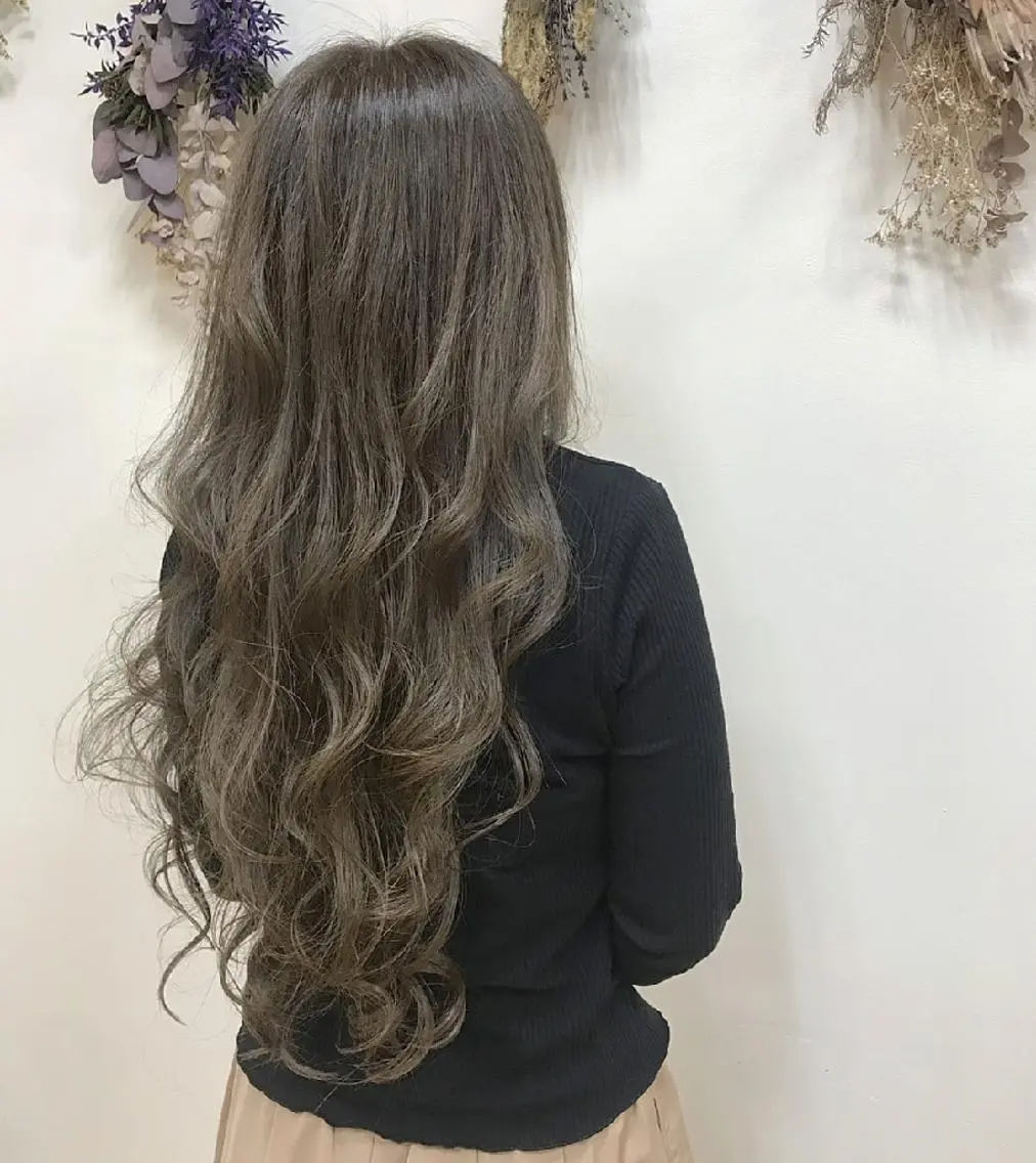 ロング アッシュ 外国人風カラー ロング MARRON 🍊mihoのヘアスタイル