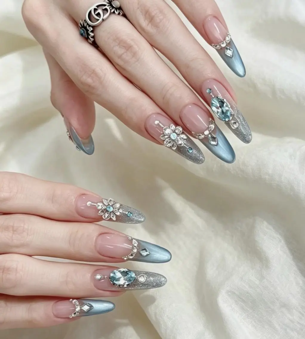 ネイル ハンドネイル 🎀 Ayaka_nailのネイルデザイン