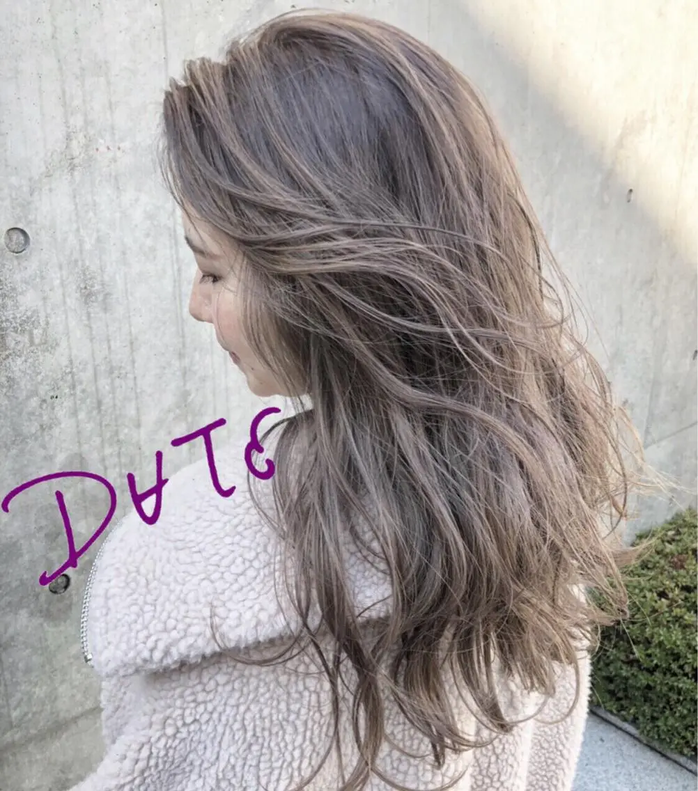 ロング カラー パーマ ヘアアレンジ メンズ キッズ ネイル マツエク・マツパ メンズブリーチ メンズハイライト 学生（メンズ向け） アッシュ ベージュカラー レイヤー／顔周り 韓国ヘア森田和貴のヘアスタイル